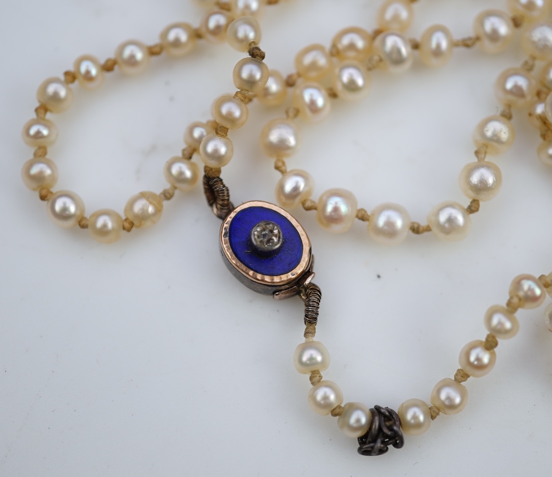 A pearl necklace, 19th century